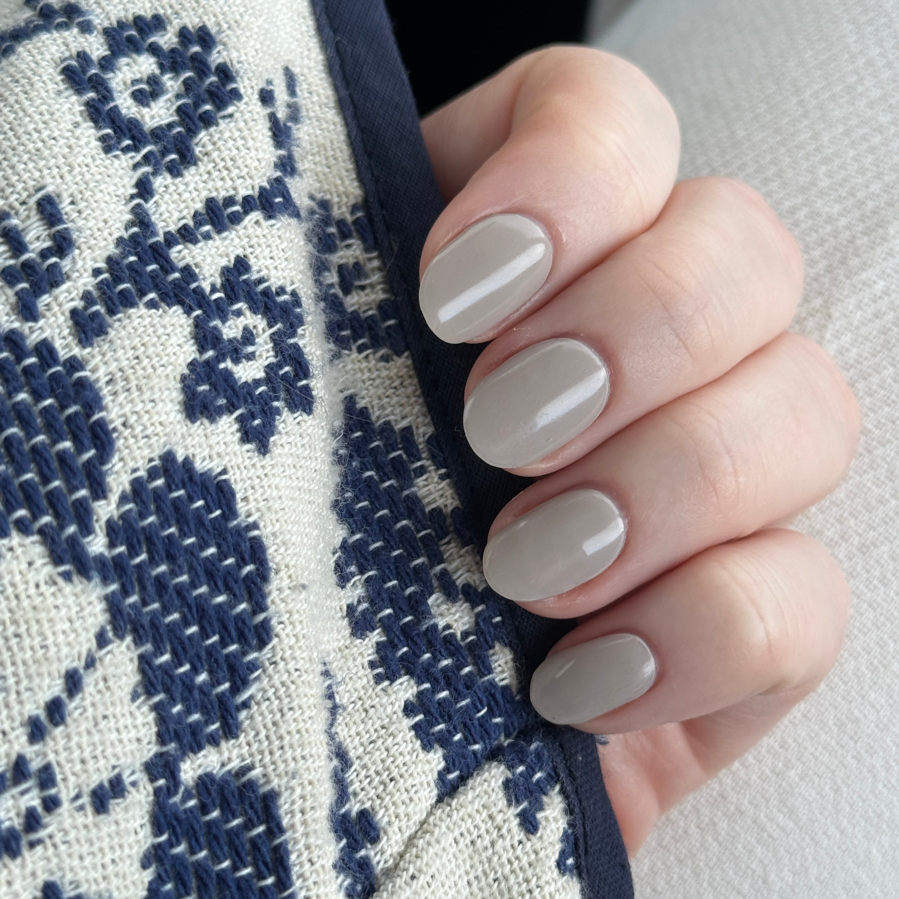 Taupe